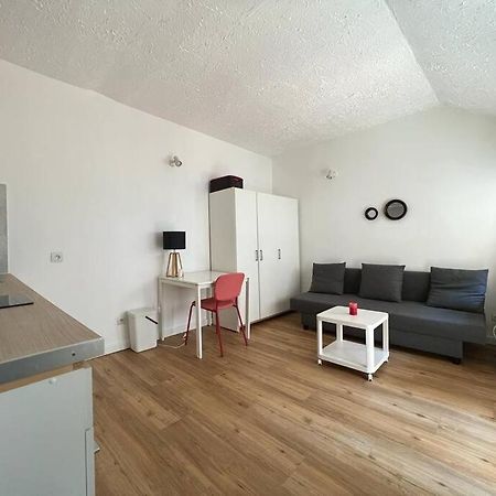 Apartament Le Cocon De Melun Zewnętrze zdjęcie